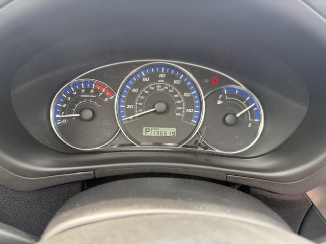 2010 Subaru Forester Image 11