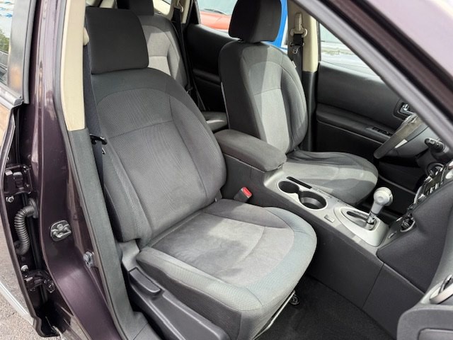 2015 Nissan Rogue Image 8