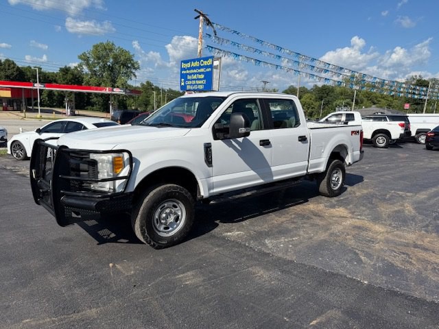 2017 Ford F-250 Image 1