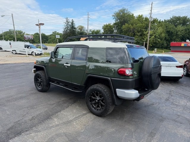 2014 Toyota FJ Cruiser Image 3