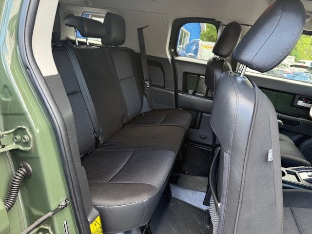 2014 Toyota FJ Cruiser Image 7