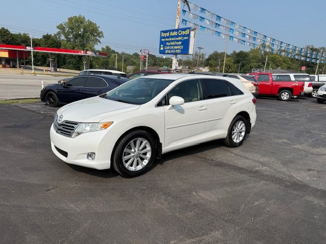 2010 Toyota Venza Image 1