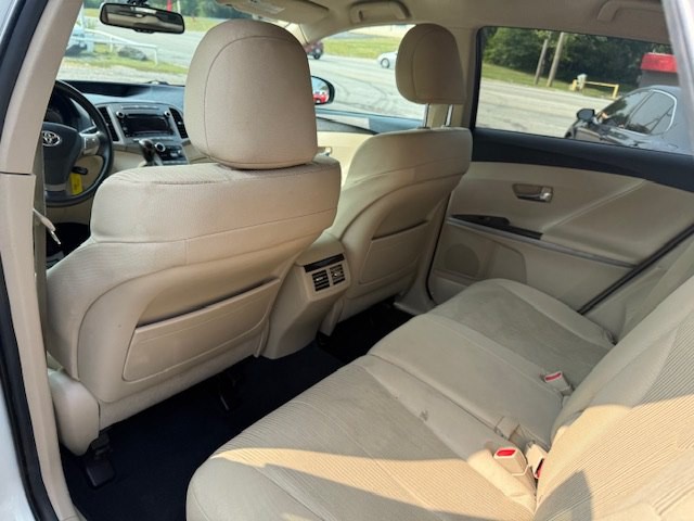 2010 Toyota Venza Image 8
