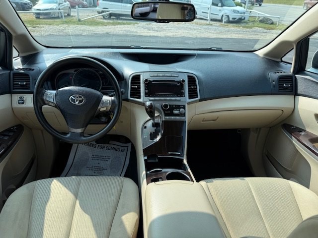 2010 Toyota Venza Image 9