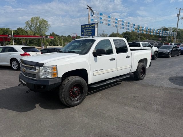 2013 Chevrolet Silverado 1500 Image 1