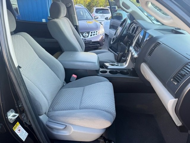 2013 Toyota Tundra Image 8
