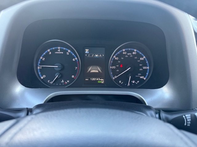 2017 Toyota Rav4 Image 12