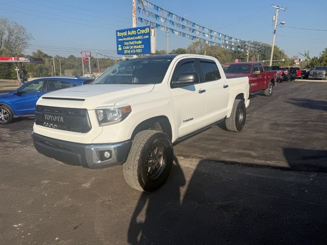 2014 Toyota Tundra Image 1