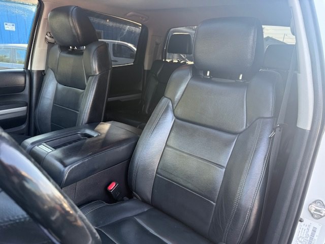 2014 Toyota Tundra Image 16