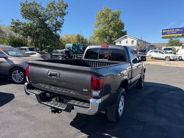 2016 Toyota Tacoma Image 6