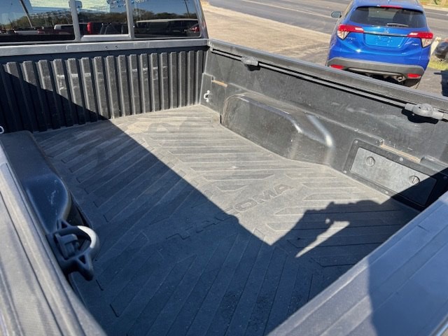 2016 Toyota Tacoma Image 8