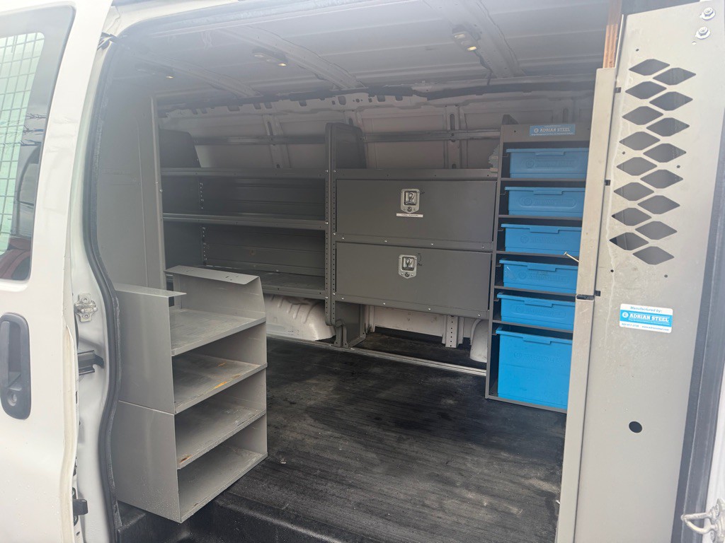 2019 Chevrolet Express Image 12