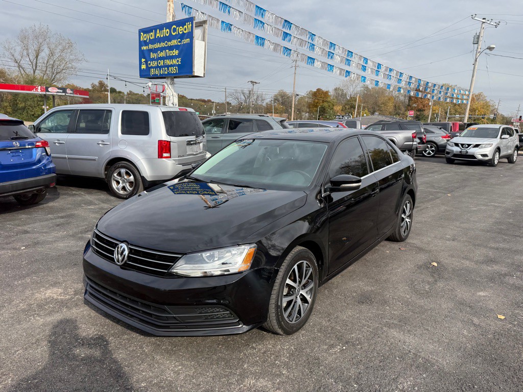 2017 Volkswagen Jetta Image 2