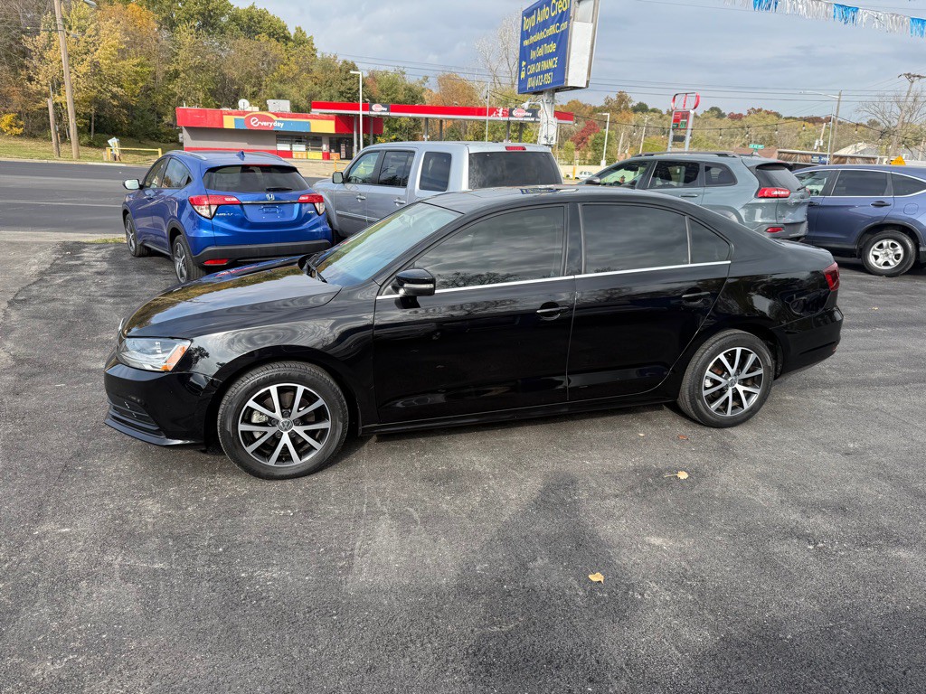 2017 Volkswagen Jetta Image 5