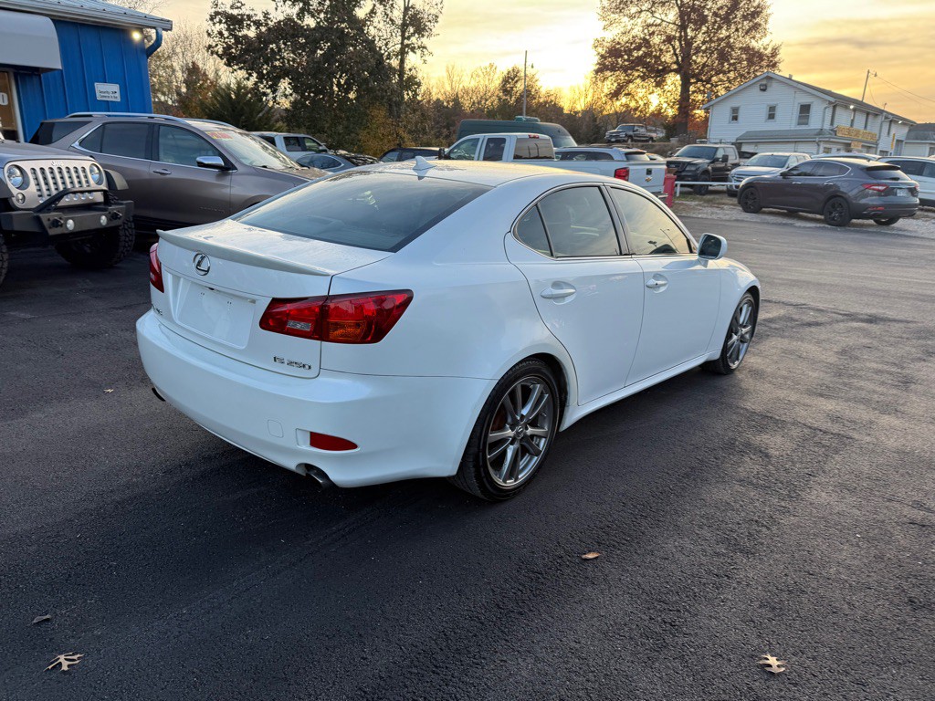 2008 Lexus IS Image 8