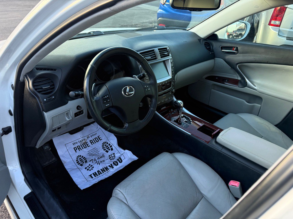 2008 Lexus IS Image 14