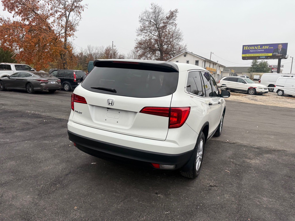 2017 Honda Pilot Image 6