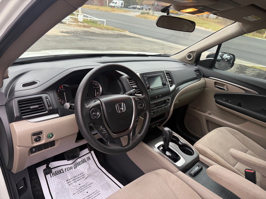 2017 Honda Pilot Image 13