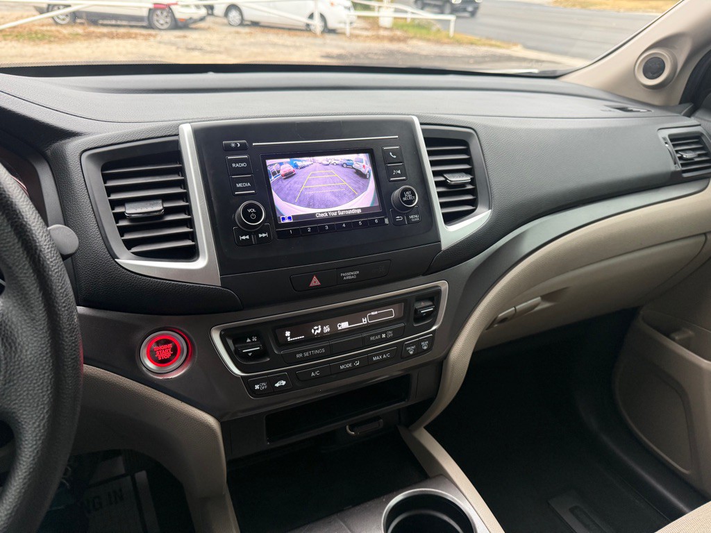 2017 Honda Pilot Image 14