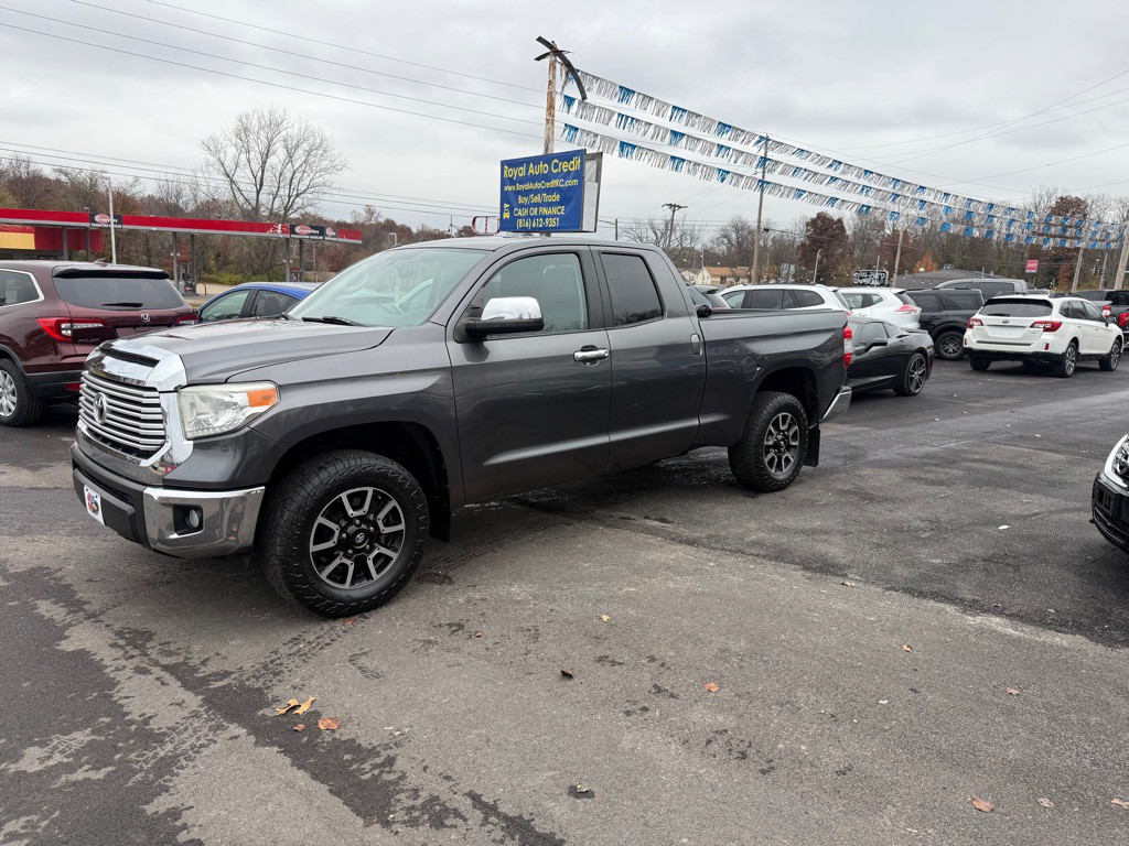 2015 Toyota Tundra Image 1