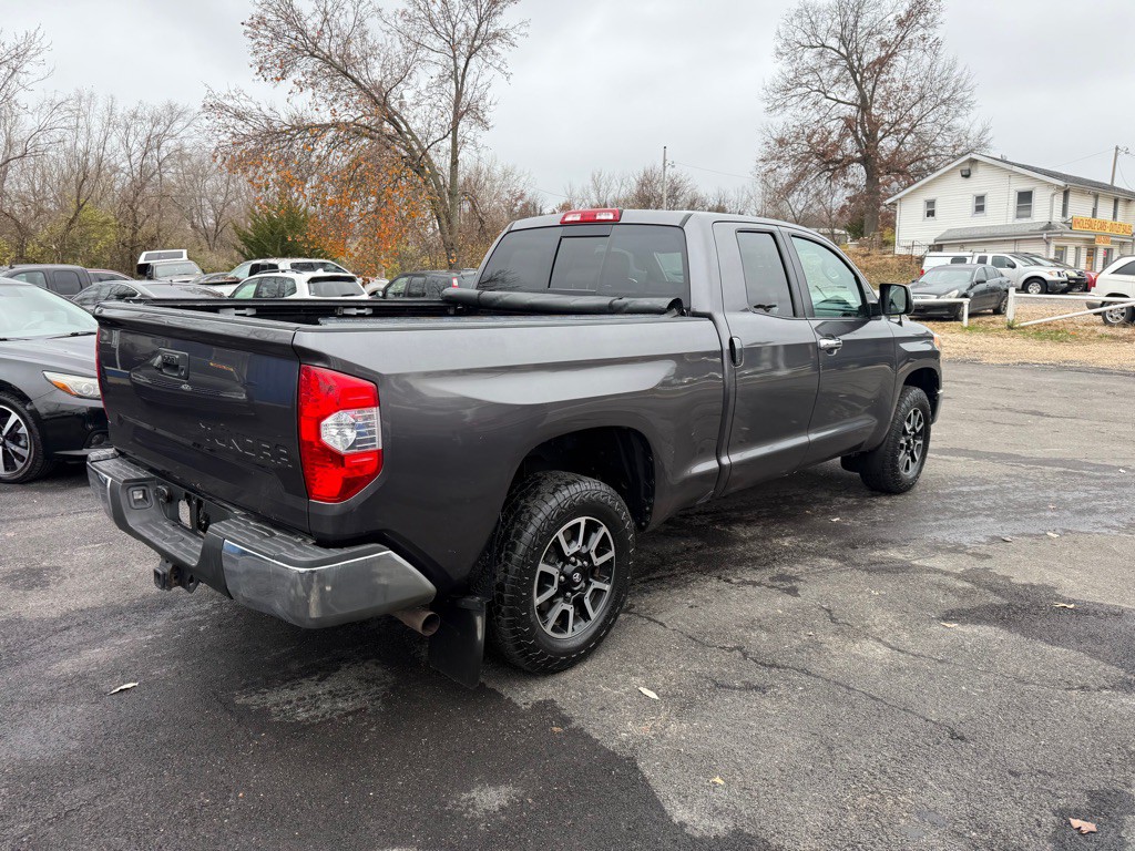 2015 Toyota Tundra Image 9