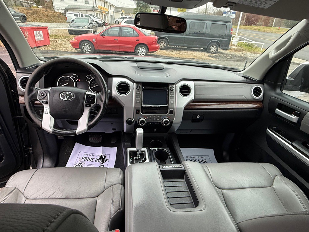 2015 Toyota Tundra Image 13