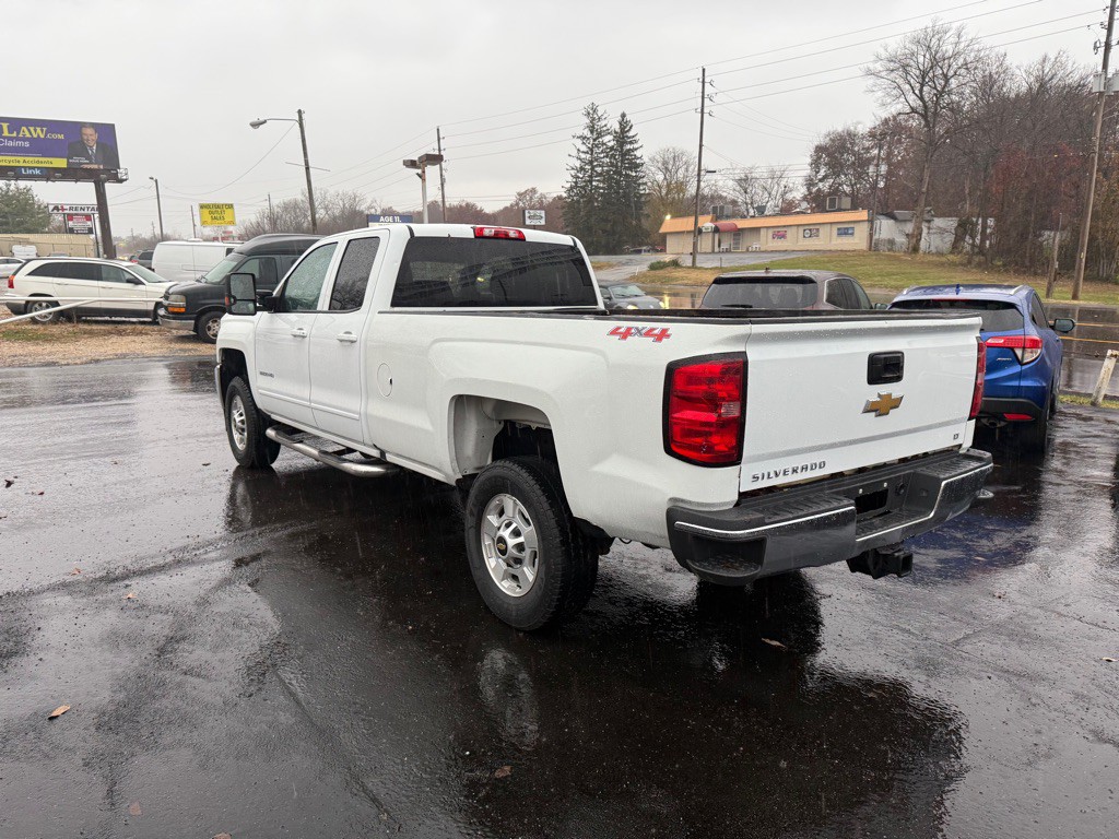 2017 Chevrolet Silverado 1500 Image 10