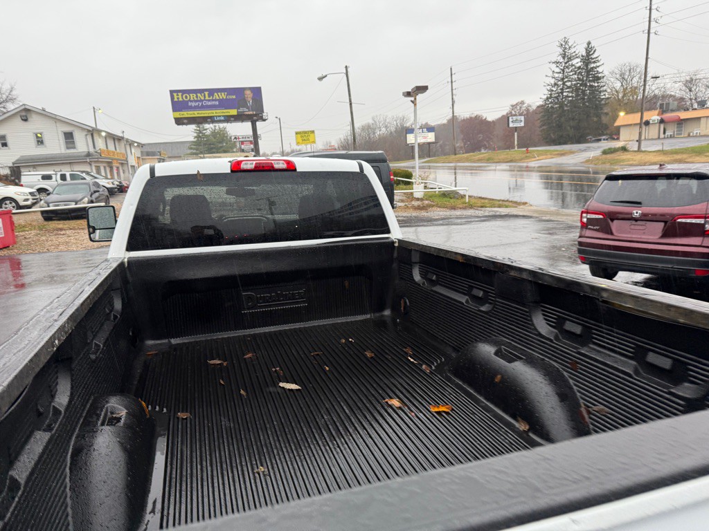 2017 Chevrolet Silverado 1500 Image 12