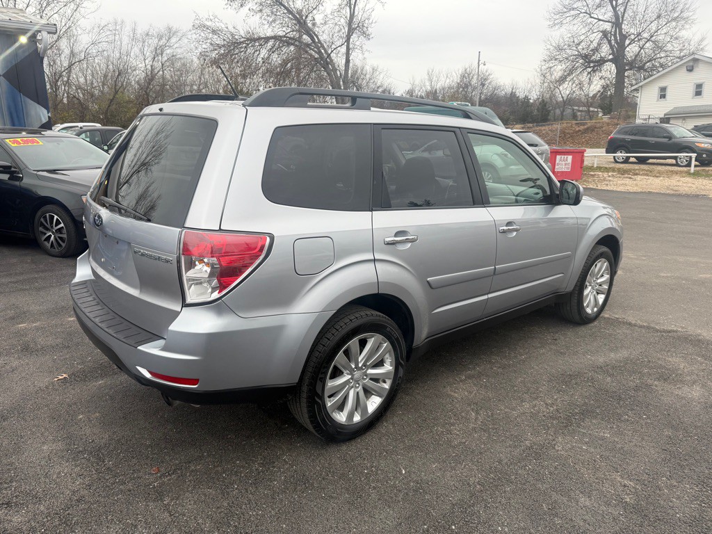 2012 Subaru Forester Image 6