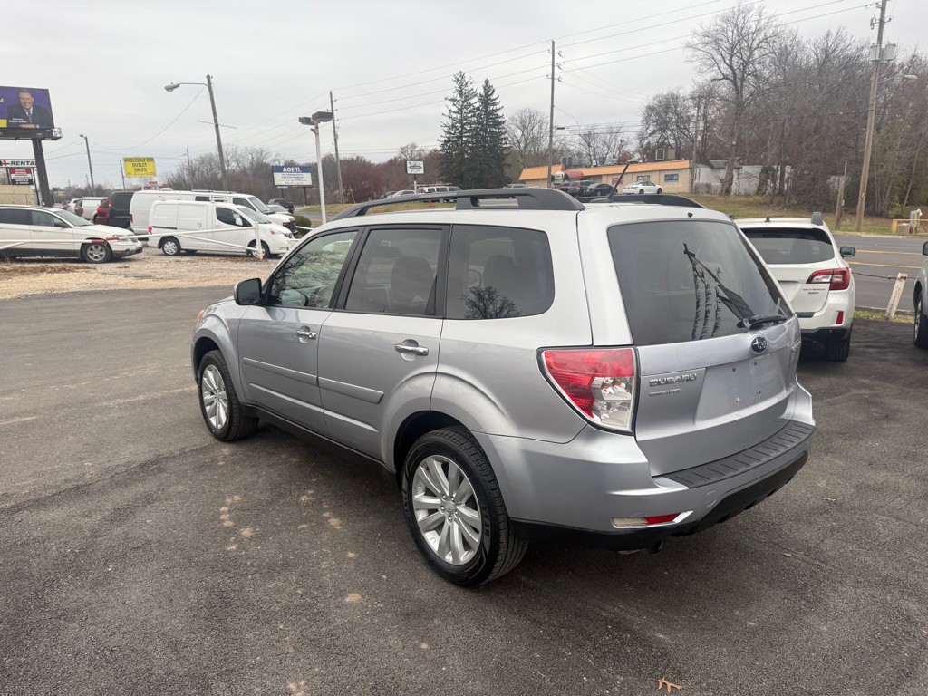 2012 Subaru Forester Image 8
