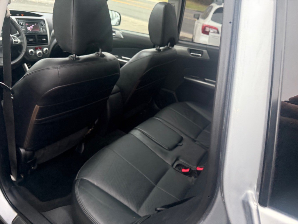 2012 Subaru Forester Image 9