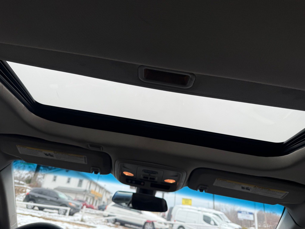 2015 Cadillac ATS Image 12