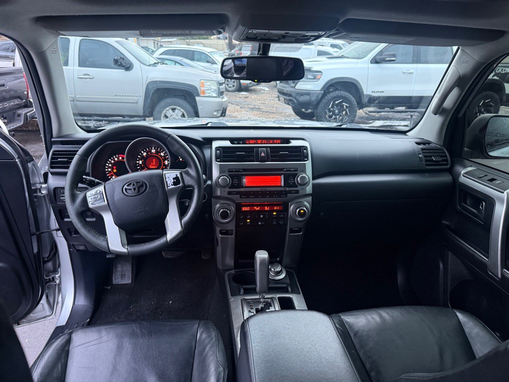 2010 Toyota 4Runner Image 9