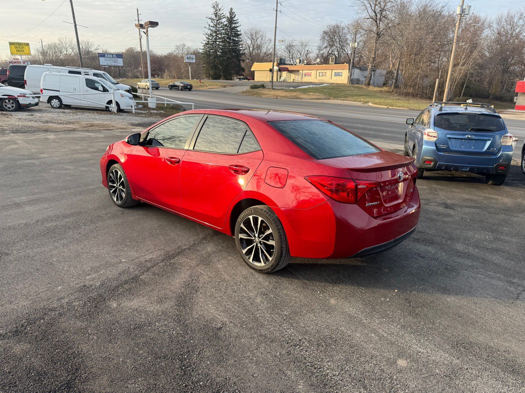2018 Toyota Corolla Image 3