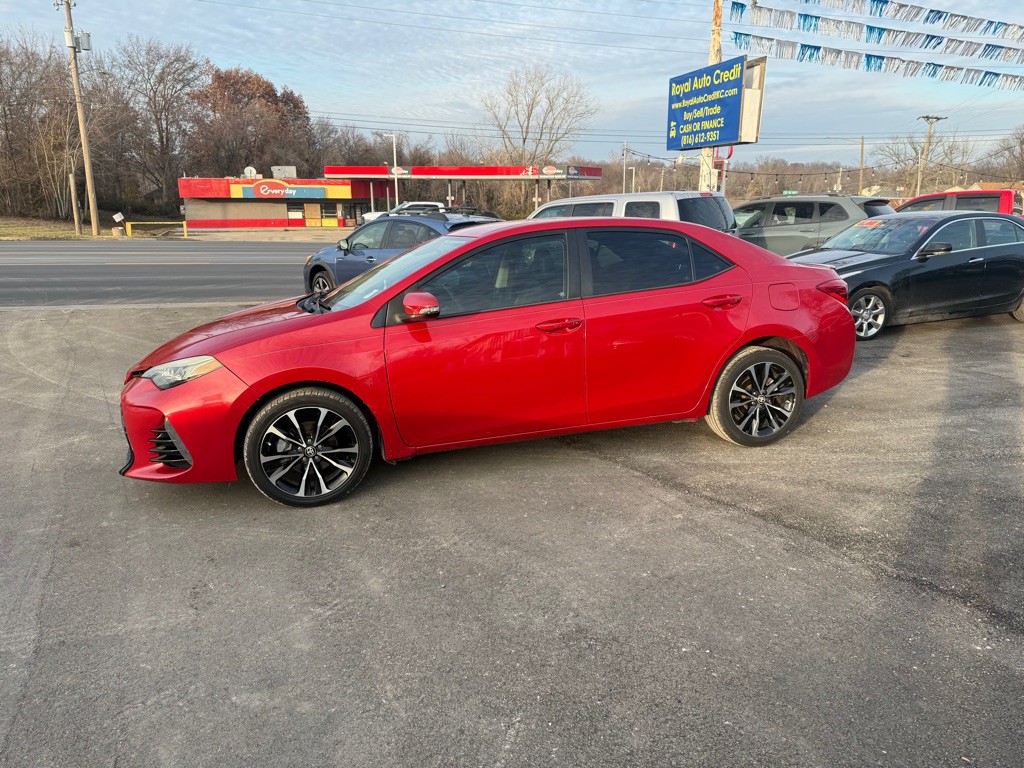 2018 Toyota Corolla Image 8