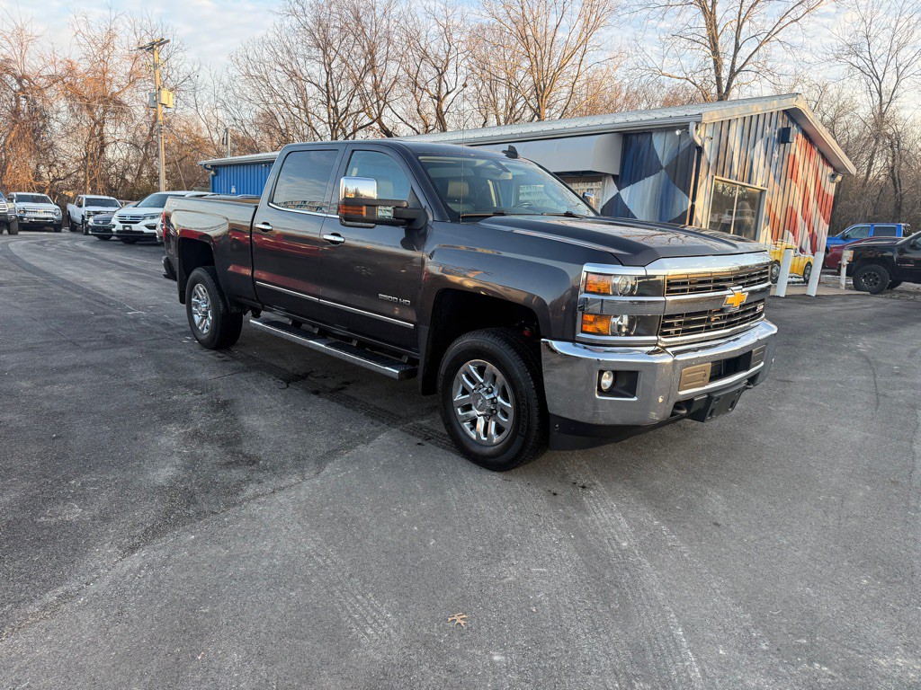 2016 Chevrolet Silverado 1500 Image 3