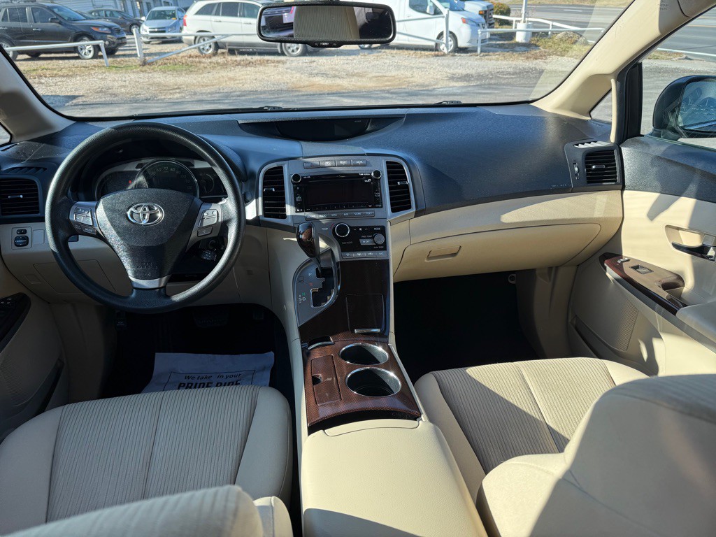 2012 Toyota Venza Image 11