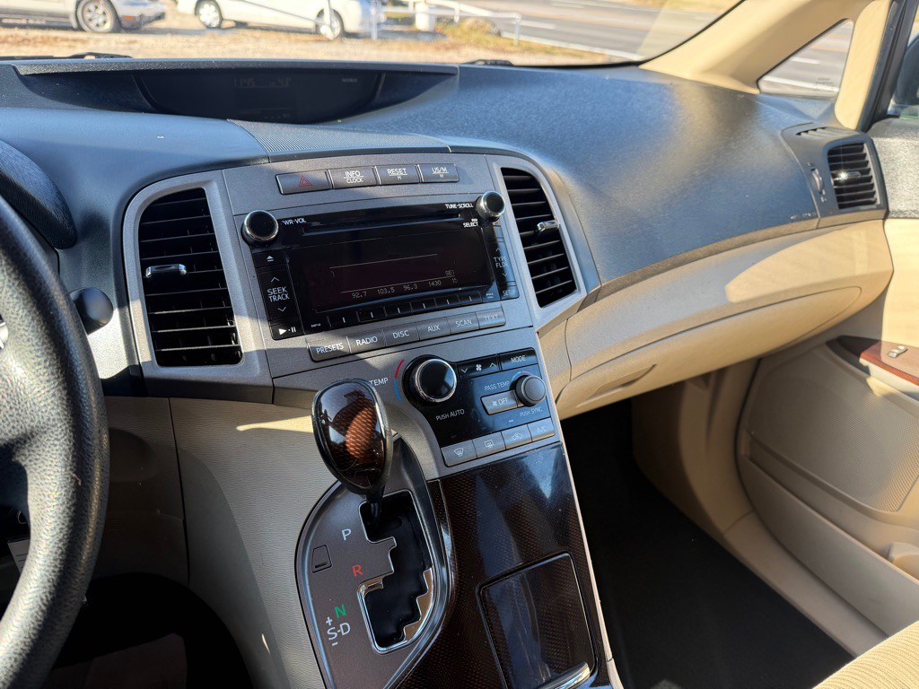 2012 Toyota Venza Image 12