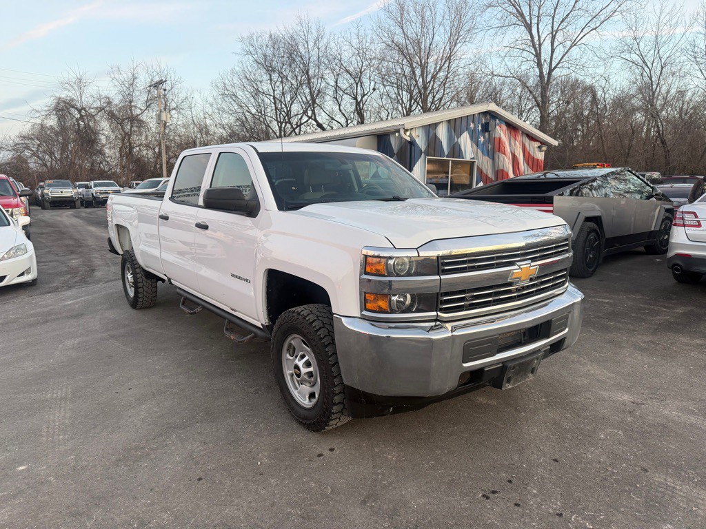 2017 Chevrolet Silverado 1500 Image 3
