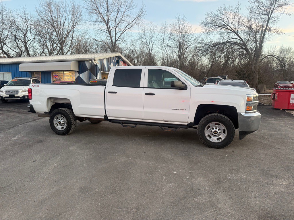 2017 Chevrolet Silverado 1500 Image 5