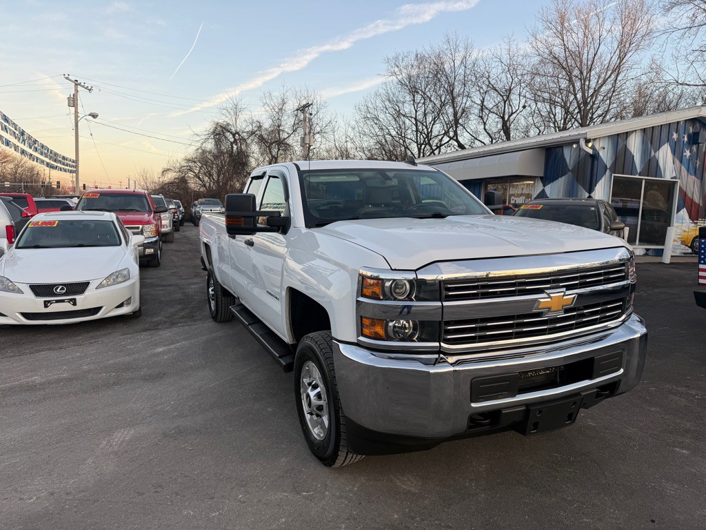 2017 Chevrolet Silverado 1500 Image 4