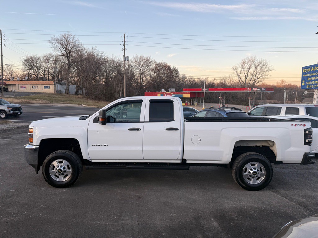 2017 Chevrolet Silverado 1500 Image 10