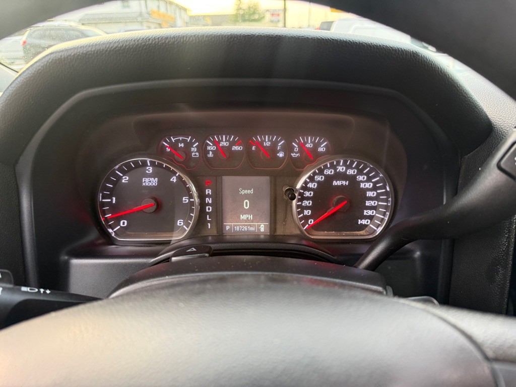 2018 Chevrolet Silverado 1500 Image 9