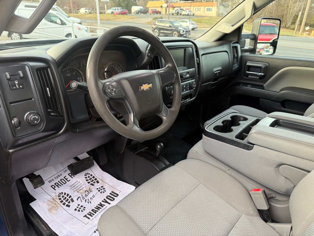 2018 Chevrolet Silverado 1500 Image 12