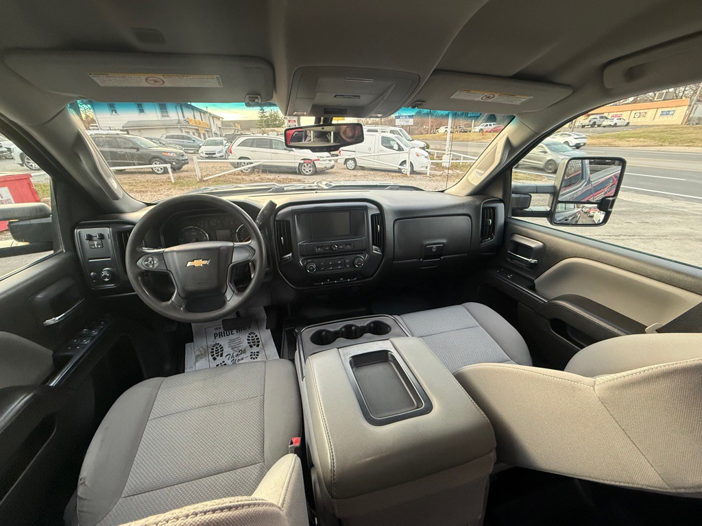 2018 Chevrolet Silverado 1500 Image 13