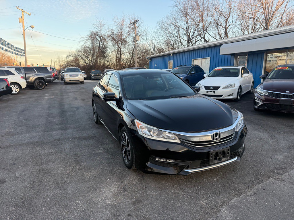 2017 Honda Accord Image 3