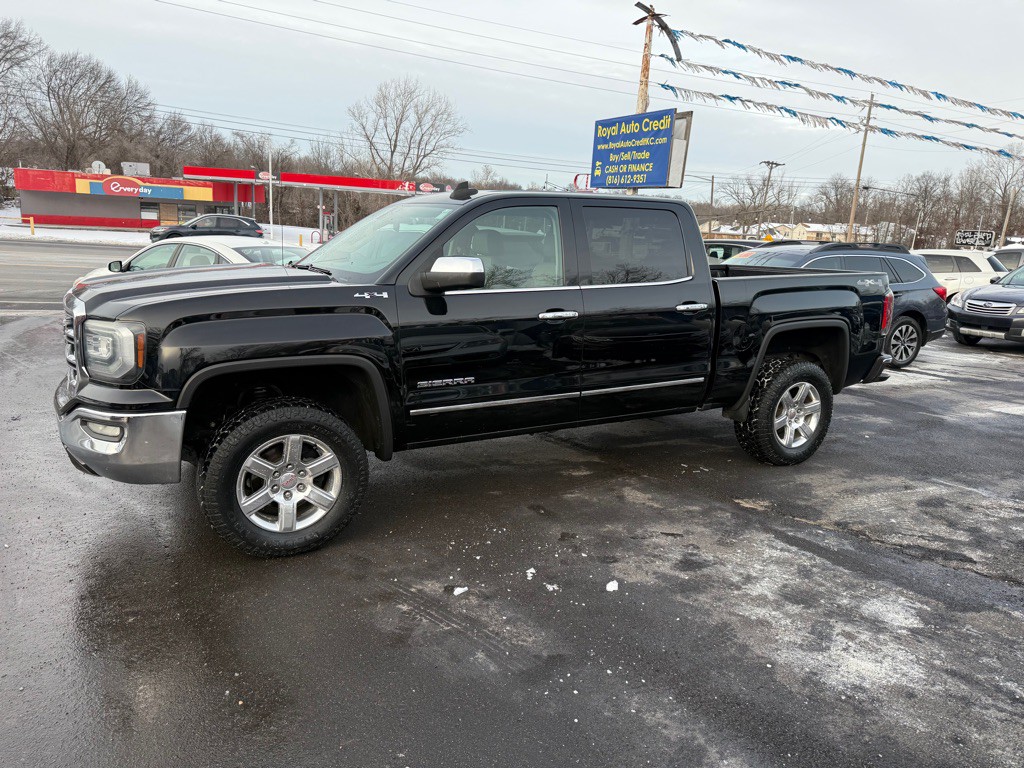 2016 GMC Sierra Image 2