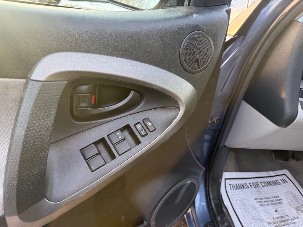 2012 Toyota Rav4 Image 13