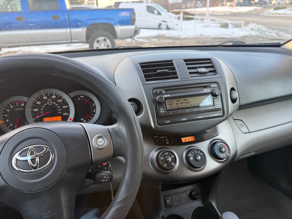 2012 Toyota Rav4 Image 14