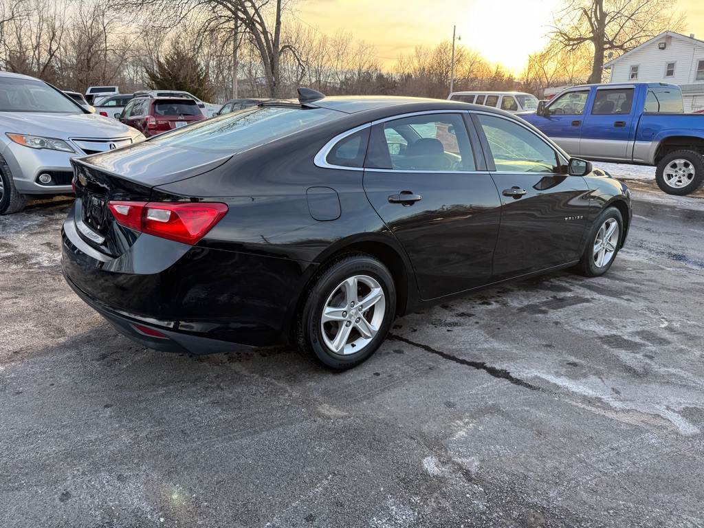 2019 Chevrolet Malibu Image 5